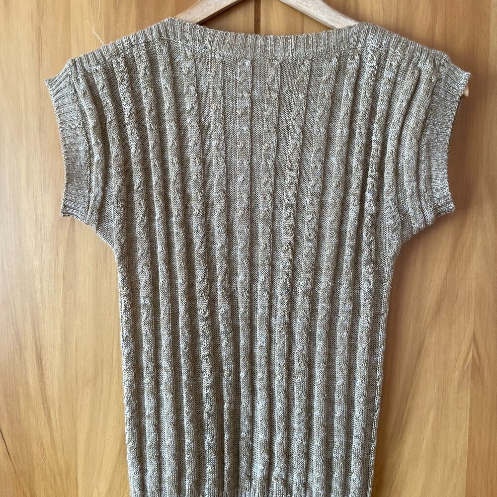 Cable Knit Tan T-Shirt size 2